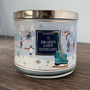 Bath & Body Works Frozen Lake Three Wick Candle